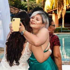 Meet your Posher, Kindry